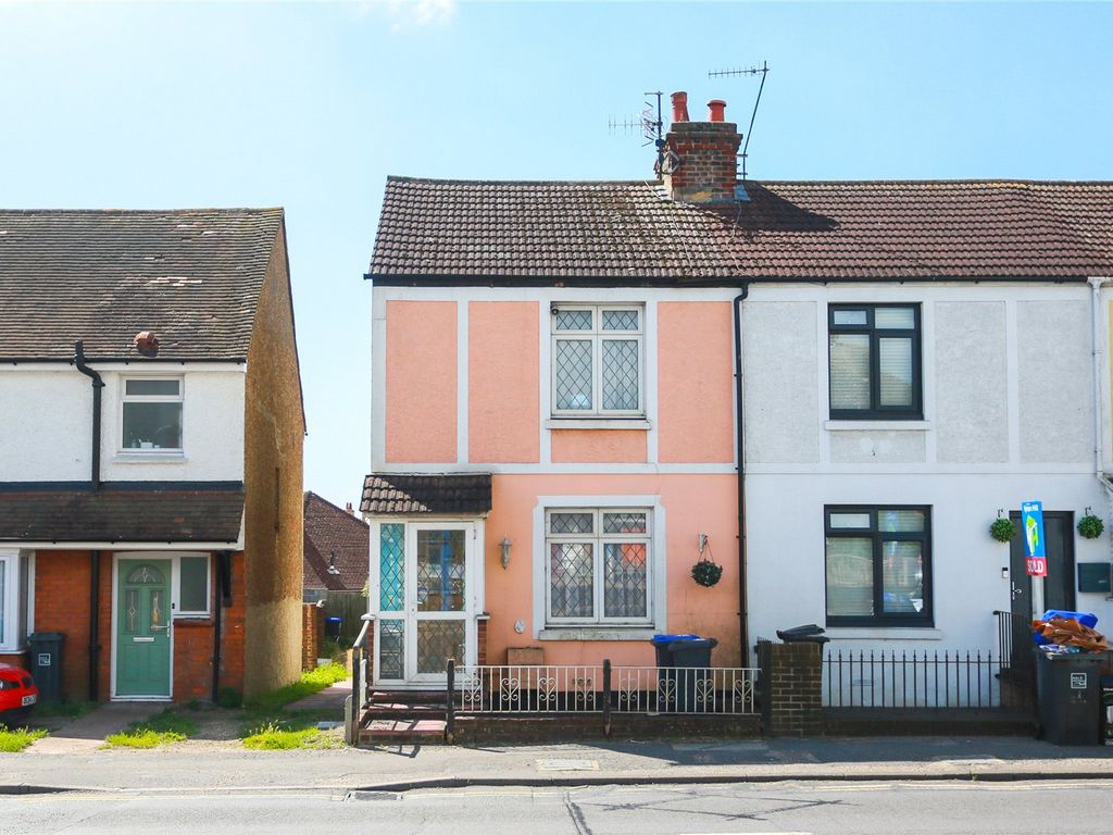 2 bed end terrace house for sale in Old Shoreham Road, Southwick