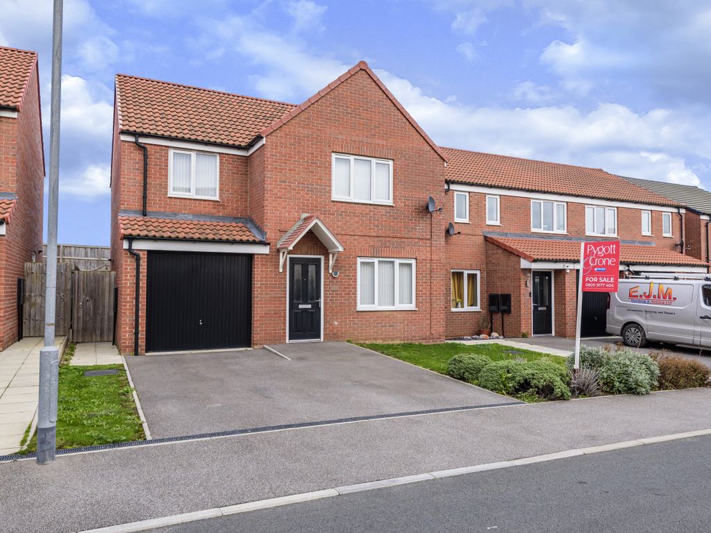 4 bed detached house for sale in Snow Close, Holdingham NG34 Zoopla