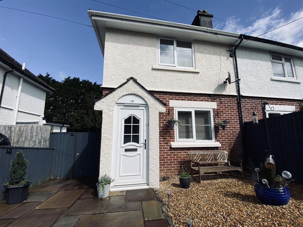 2 bed semidetached house for sale in Avenue, Plympton, Plymouth
