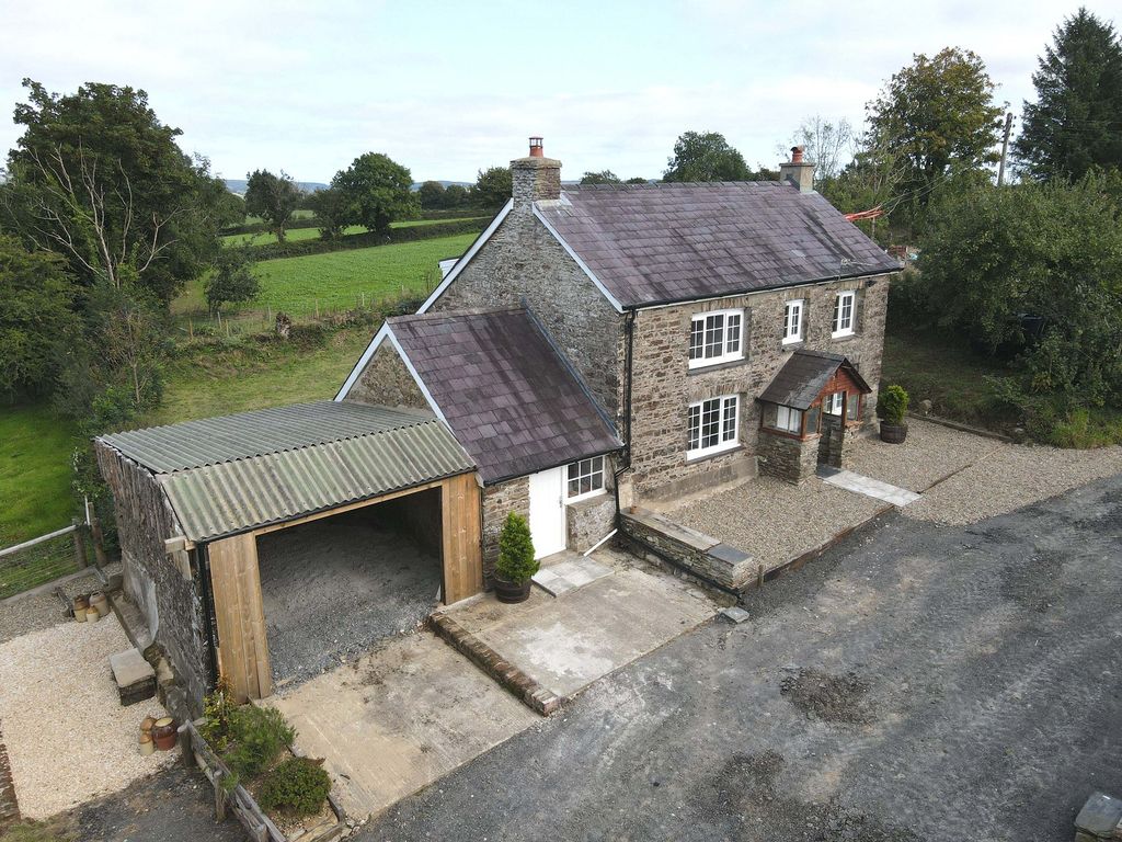 4 bed farm for sale in Llanpumsaint, Carmarthen, Carmarthenshire. SA33, £549,500 Zoopla