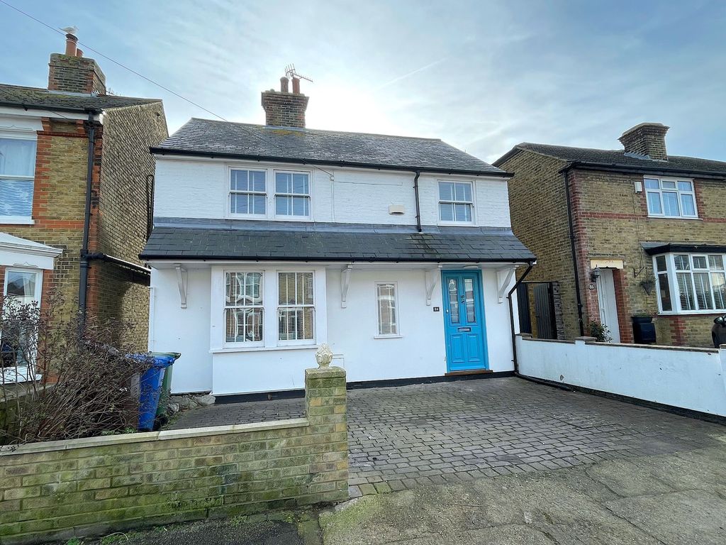 3 bed detached house for sale in Athelstan Road, Faversham ME13, £550,000 Zoopla