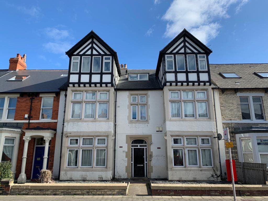 4 bed flat to rent in Heaton Park Road, Heaton, Newcastle Upon Tyne NE6