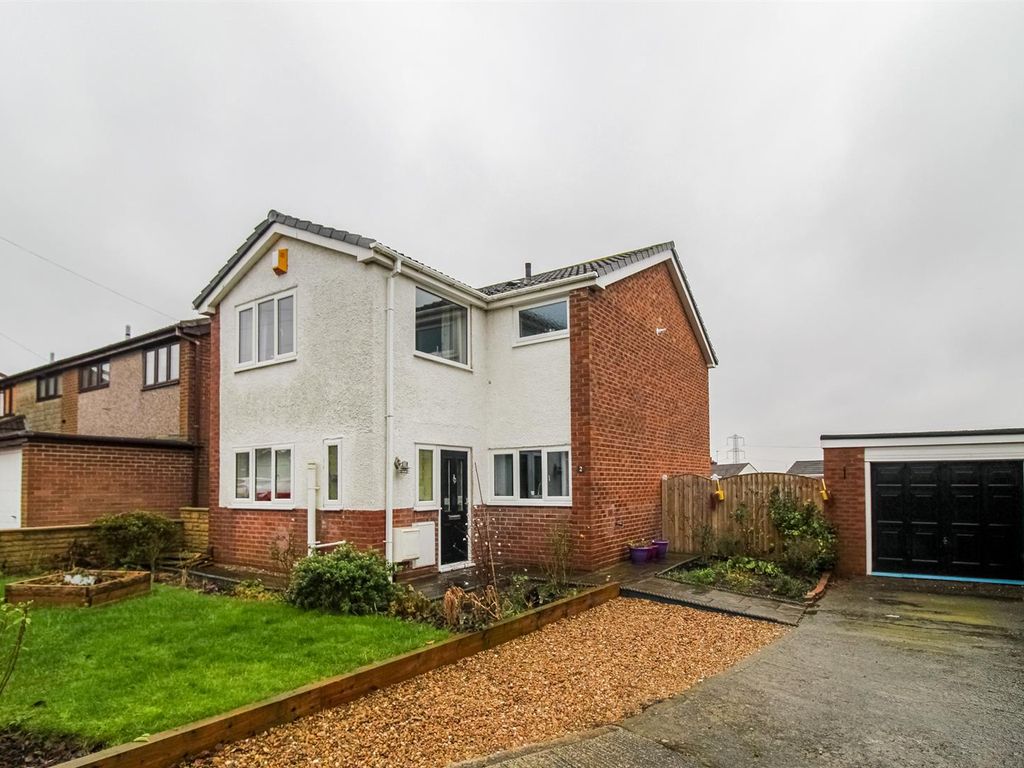 3 bed detached house for sale in Lindale Grove, Wrenthorpe, Wakefield
