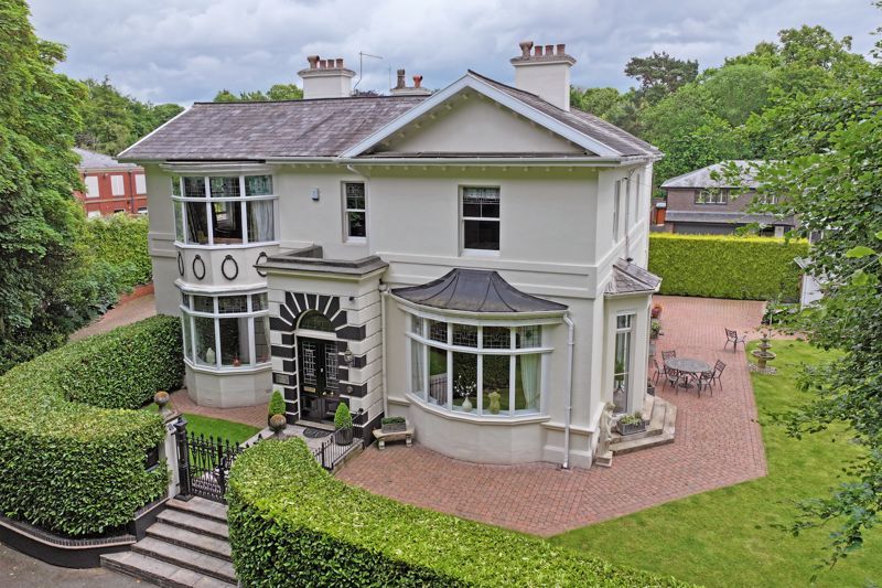 6 bed detached house for sale in Brampton Vale Gardens, The Brampton, NewcastleUnderLyme ST5