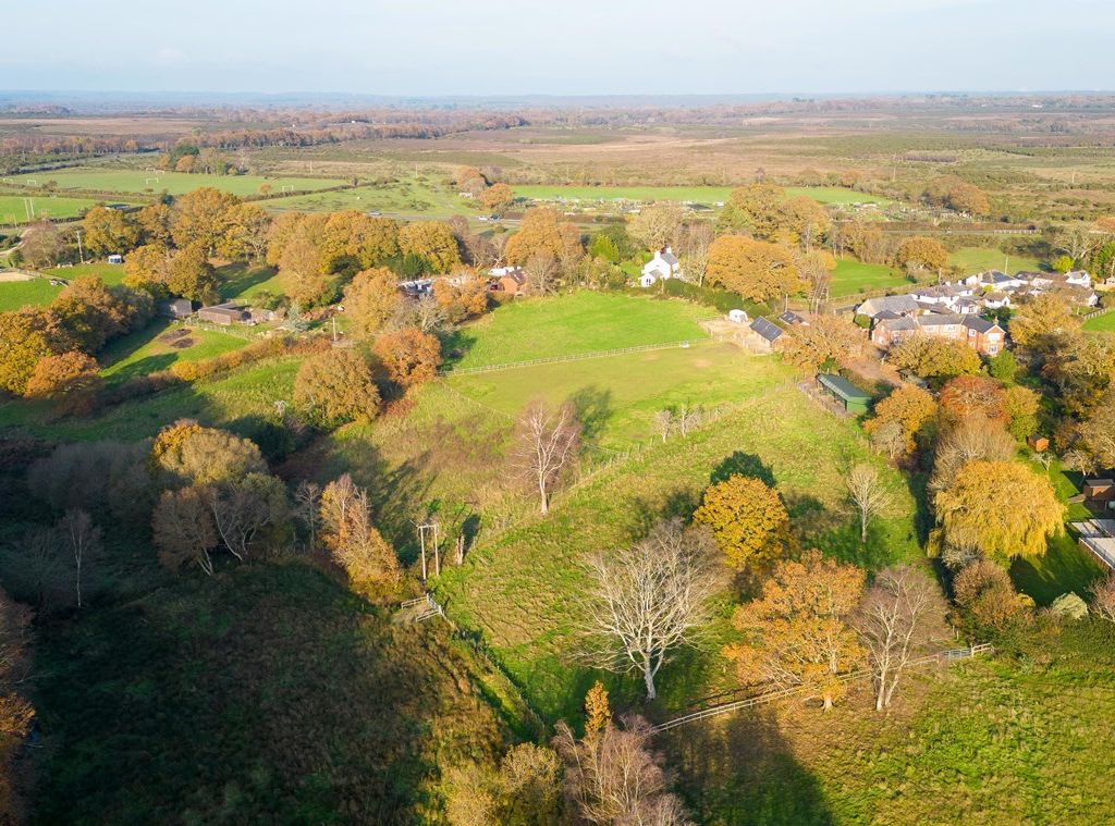 Equestrian property for sale in Sway, Lymington SO41 Zoopla