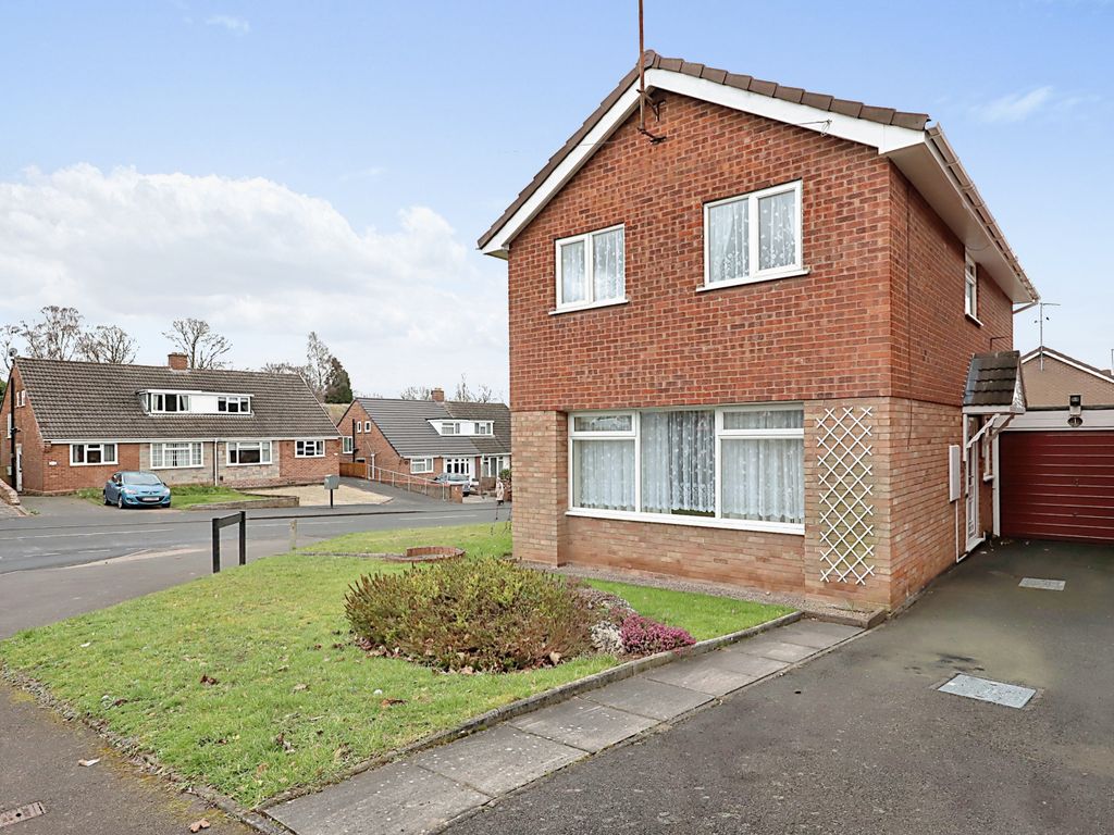 3 bed linkdetached house for sale in Forester Way, Kidderminster, Worcestershire DY10 Zoopla