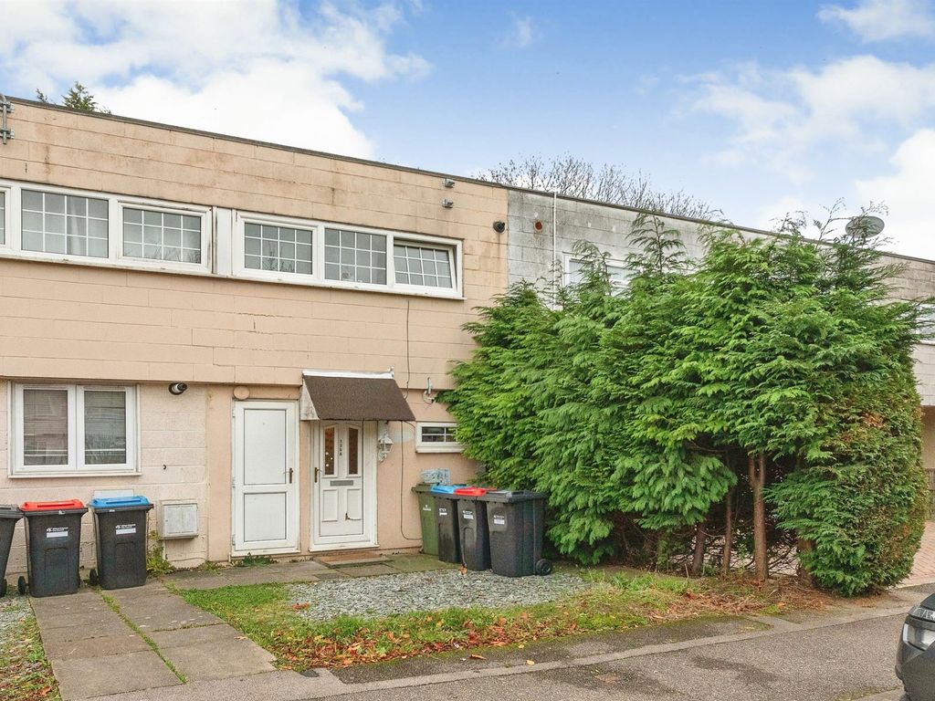 2 bed terraced house for sale in Rochfords, Coffee Hall, Milton Keynes