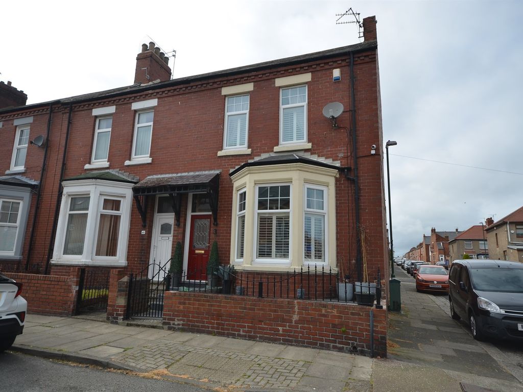 3 bed end terrace house for sale in Hepscott Terrace, South Shields