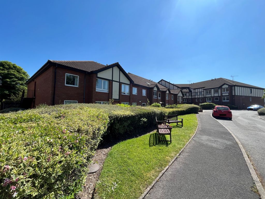 1 bed flat for sale in Pennhouse Avenue, Penn, Wolverhampton WV4 Zoopla