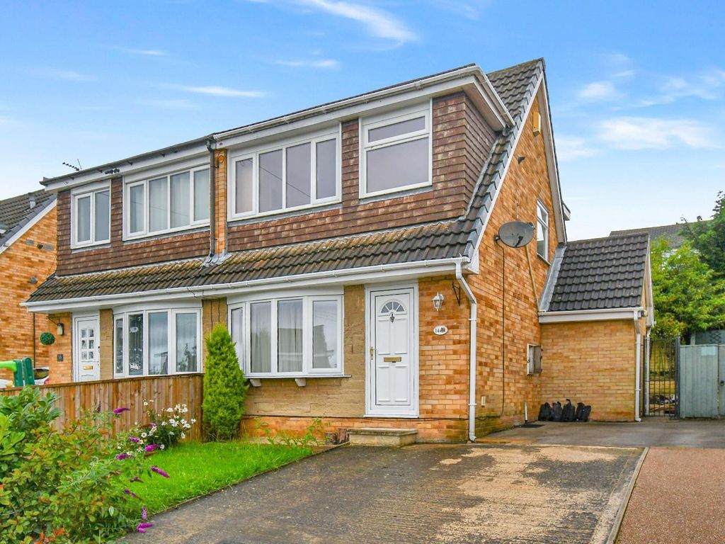3 bed semidetached house to rent in Thornlea Close, Yeadon, Leeds LS19
