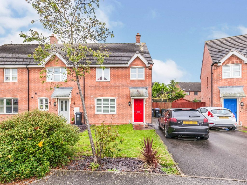 3 bed semidetached house for sale in Lathkill Drive, Ashbourne DE6