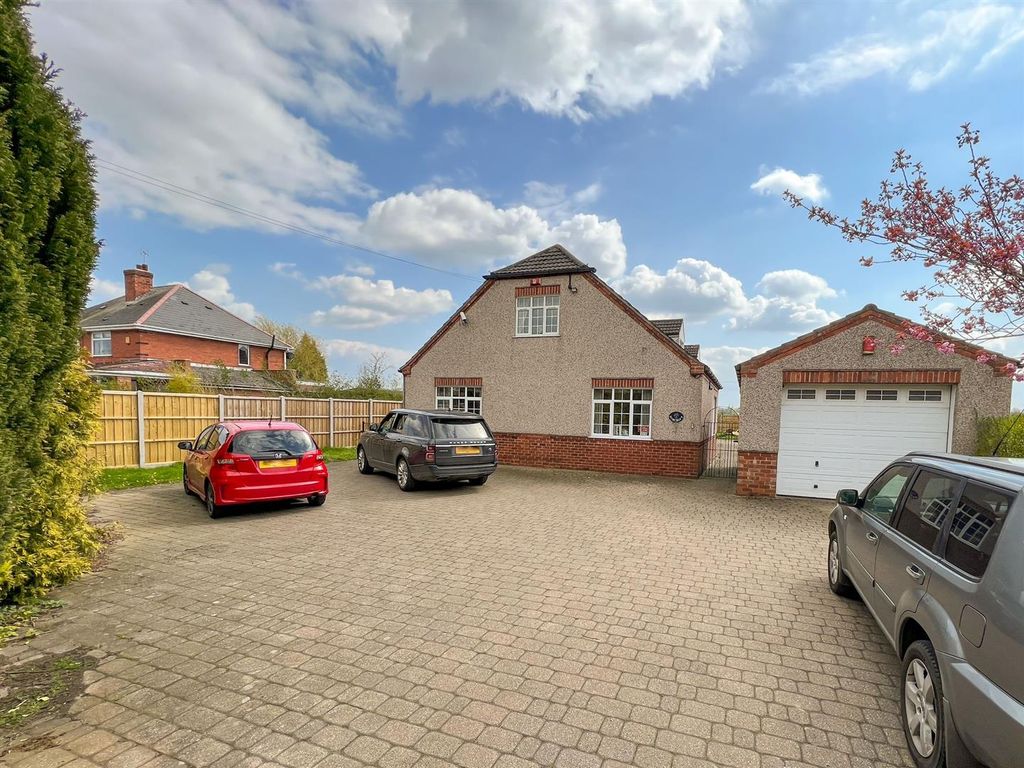 6 bed property for sale in Wild Hill, SuttonInAshfield NG17 Zoopla