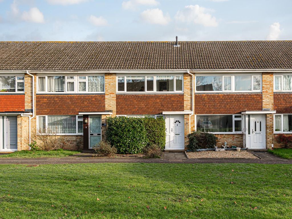 3 bed property for sale in Bedster Gardens, West Molesey KT8 Zoopla