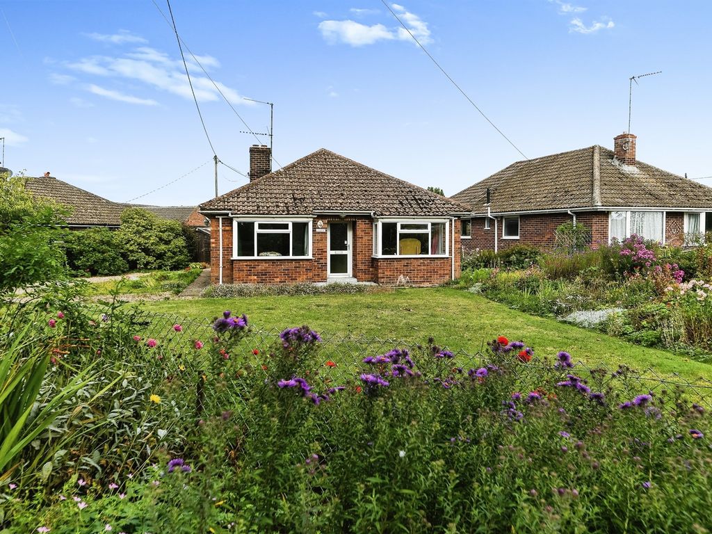 2 bed detached bungalow for sale in Fen Road, Watlington, King's Lynn