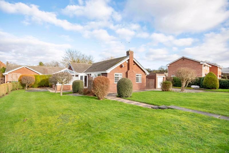 3 bed detached bungalow for sale in Church Lane, Clarborough, Retford