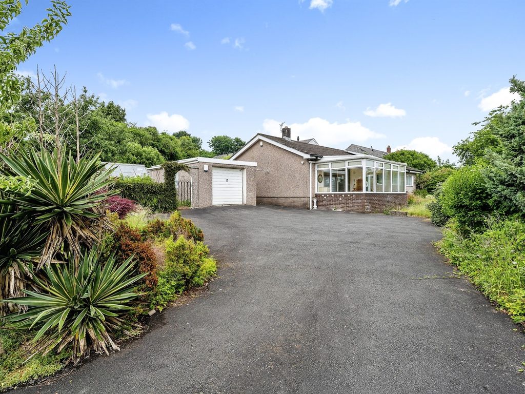 5 bed detached bungalow for sale in Cwmrhydyceirw Road, Cwmrhydyceirw