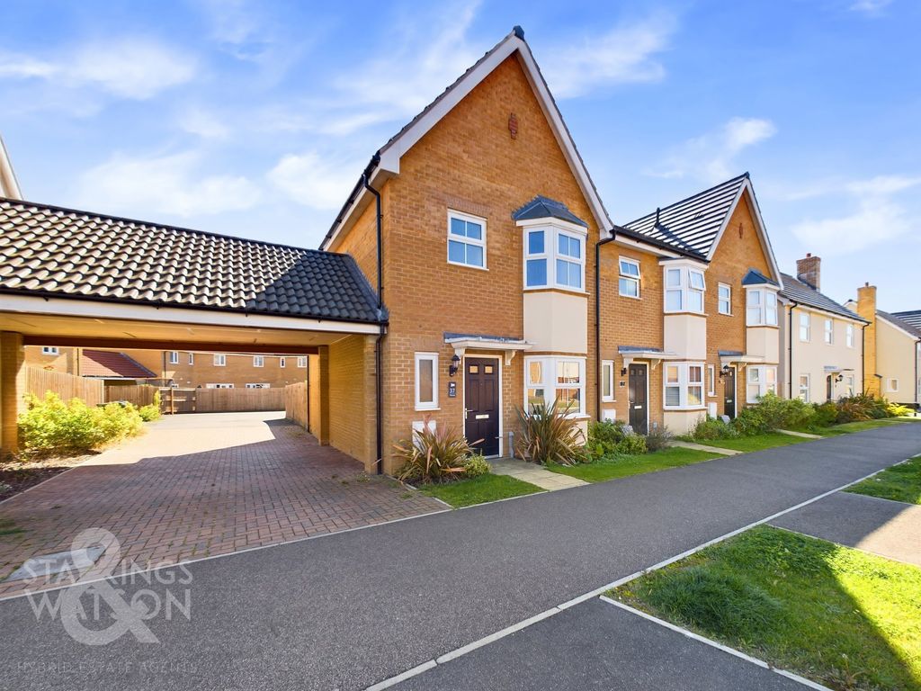 3 bed end terrace house to rent in Fairway, Costessey, Norwich NR8, £