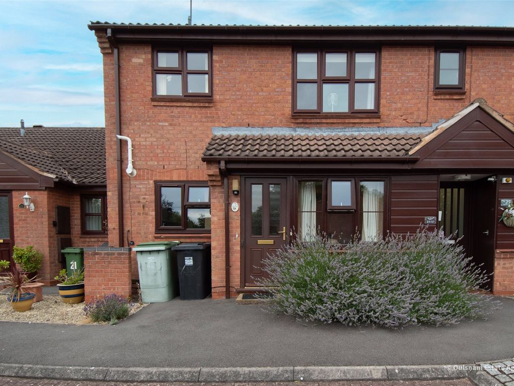 2 bed terraced house for sale in Naseby Close, Redditch, Worcestershire