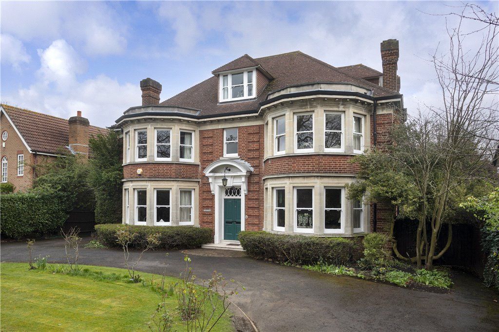7 bed detached house for sale in Traps Lane, New Malden KT3 Zoopla