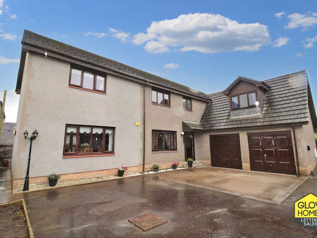 6 bed detached house for sale in West Donnington Street, Darvel KA17, £