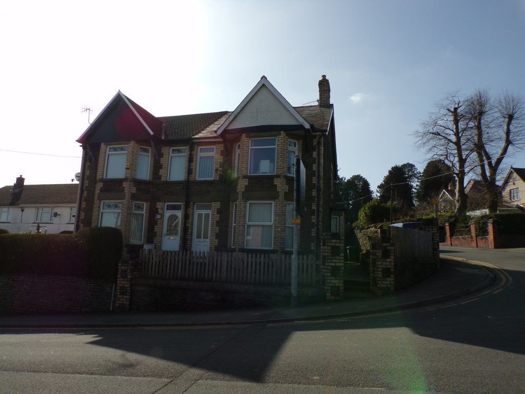 1 bed flat to rent in Gff Oletha, Pentwyn Road, Blackwood NP12, £625
