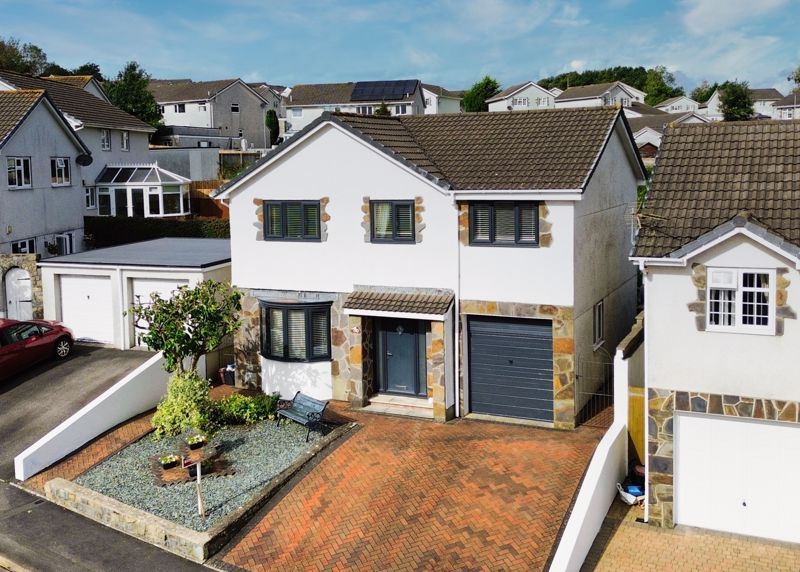 5 bed detached house for sale in 40 Ty Gwyn Drive, Brackla, Bridgend CF31, £335,000 Zoopla