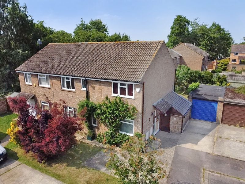 4 bed semidetached house for sale in Bernard Close, Yarnton, Kidlington OX5 Zoopla