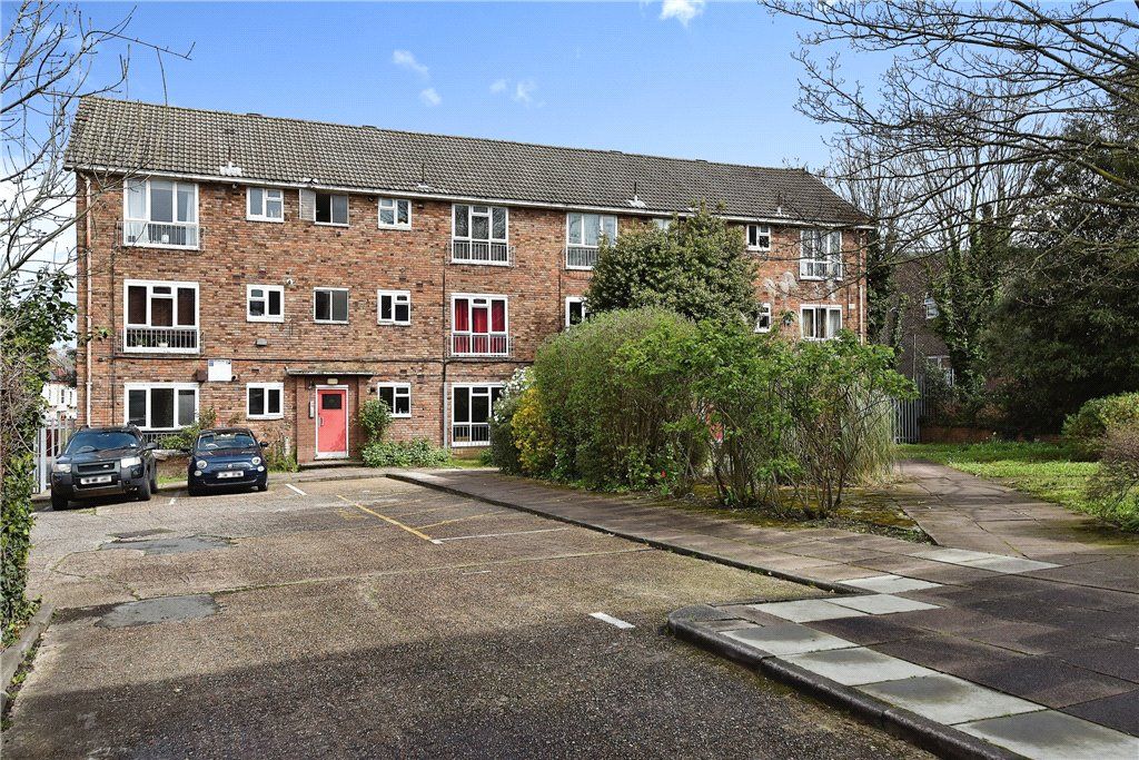 2 bed flat for sale in Upper Tulse Hill, London SW2 Zoopla