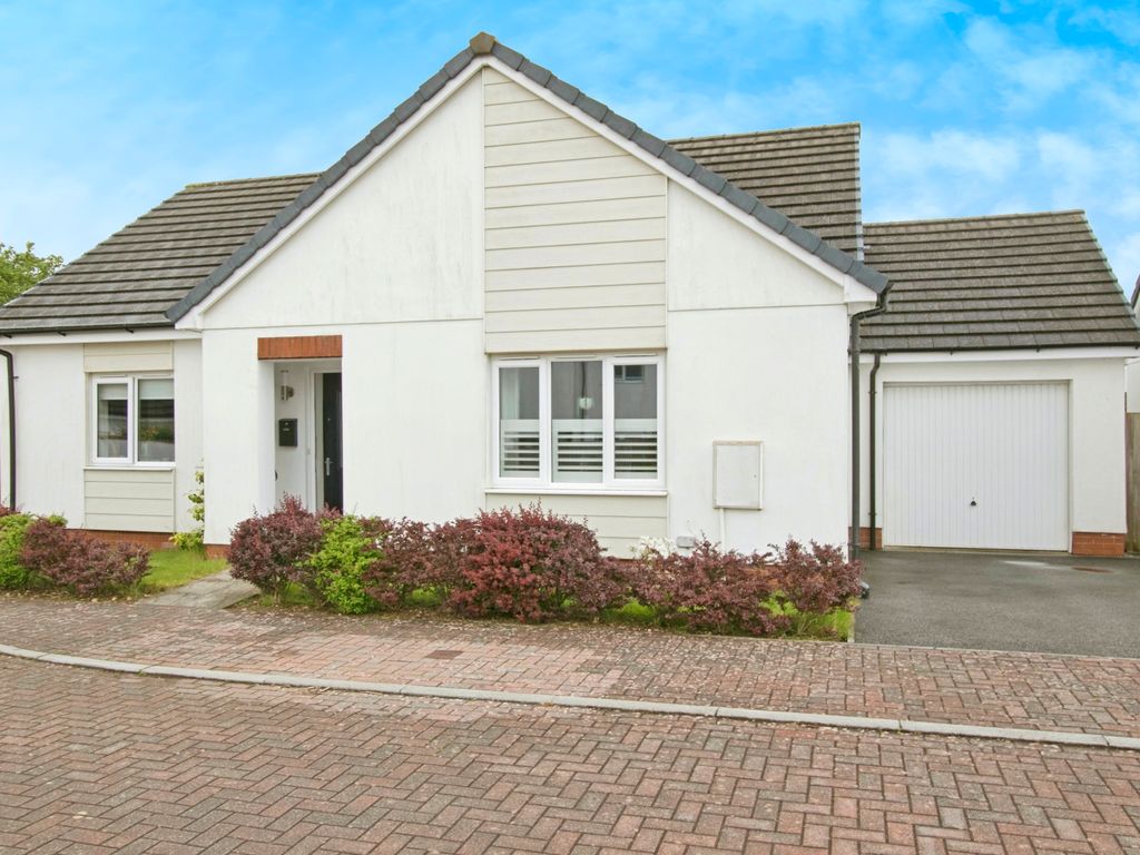 2 bed bungalow for sale in Carvinack Meadows, Shortlanesend, Truro, Cornwall TR4, £400,000 Zoopla