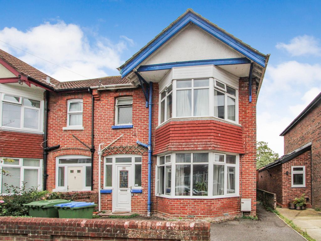 3 bed semidetached house for sale in Bourne Avenue, Southampton SO15