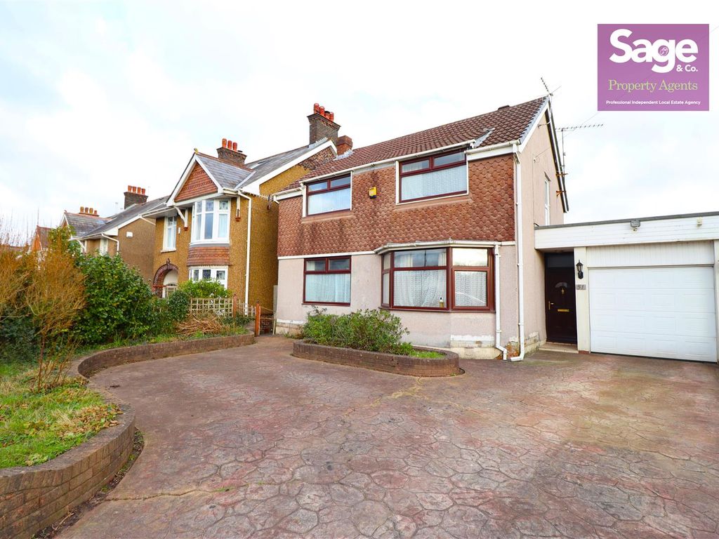 3 bed detached house for sale in Newport Road, New Inn, Pontypool NP4