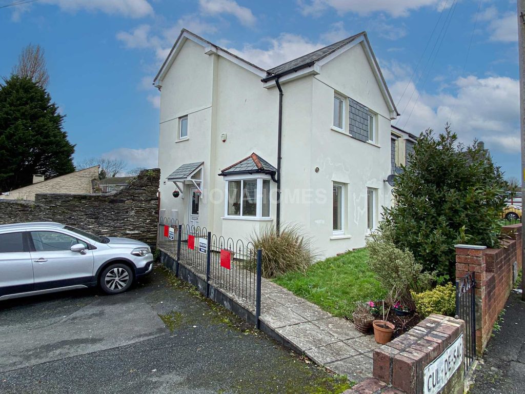 3 bed semidetached house for sale in Carew Avenue, Honicknowle PL5, £