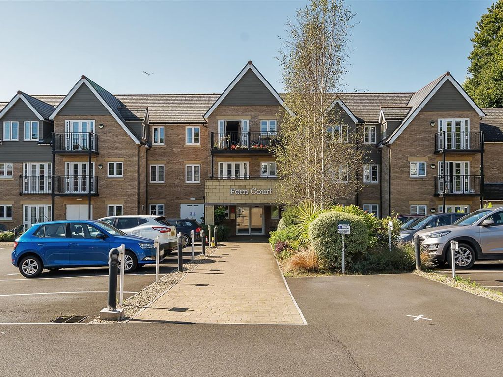 2 bed flat for sale in Gower Road, Sketty, Swansea SA2, £295,000 Zoopla