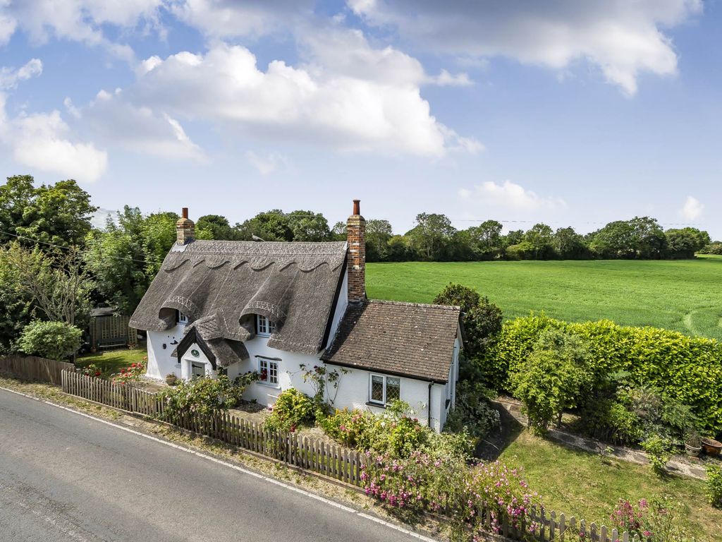 2 bed detached house for sale in Kimbolton Road, Bolnhurst MK44, £