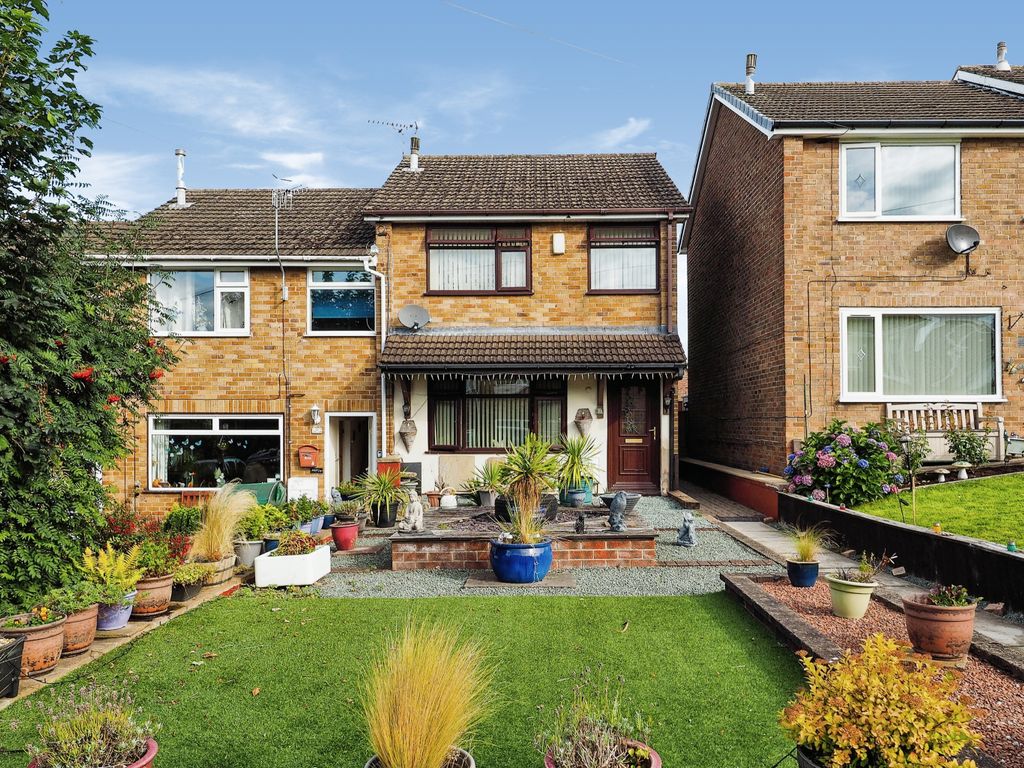 3 bed terraced house for sale in Tulip Road, Awsworth, Nottingham