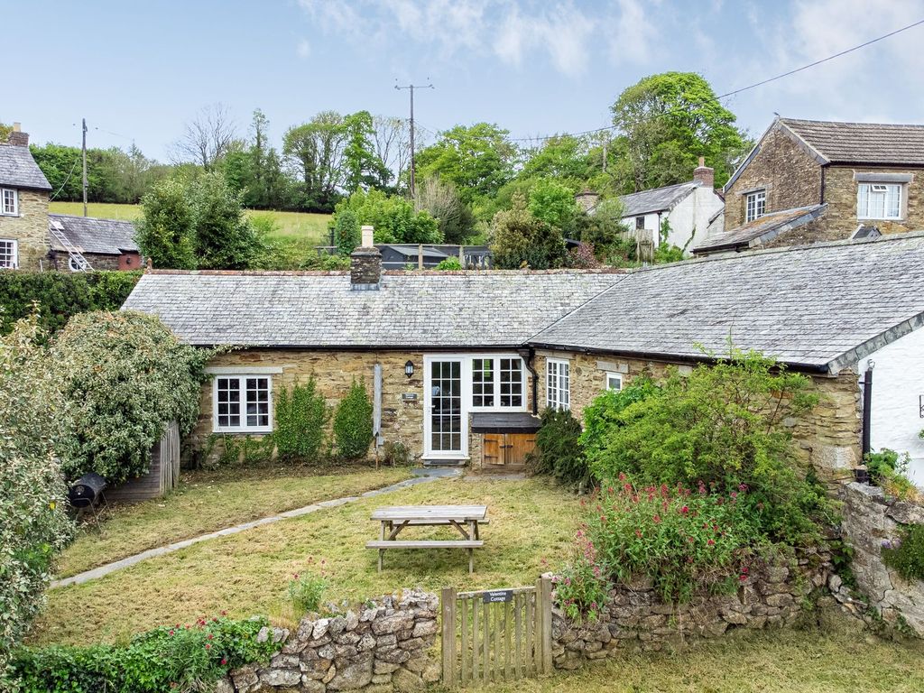 2 bed semidetached house for sale in Duloe, Liskeard PL14, £250,000