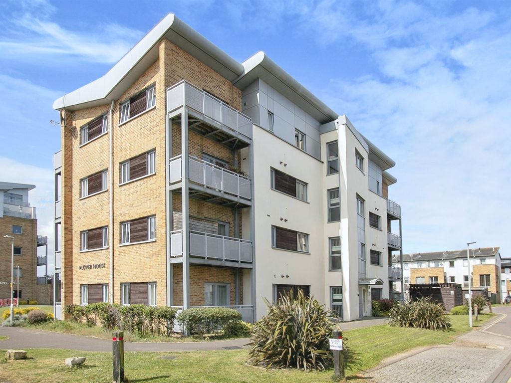 1 bed flat for sale in Broomhill Way, Hamworthy, Poole BH15 Zoopla