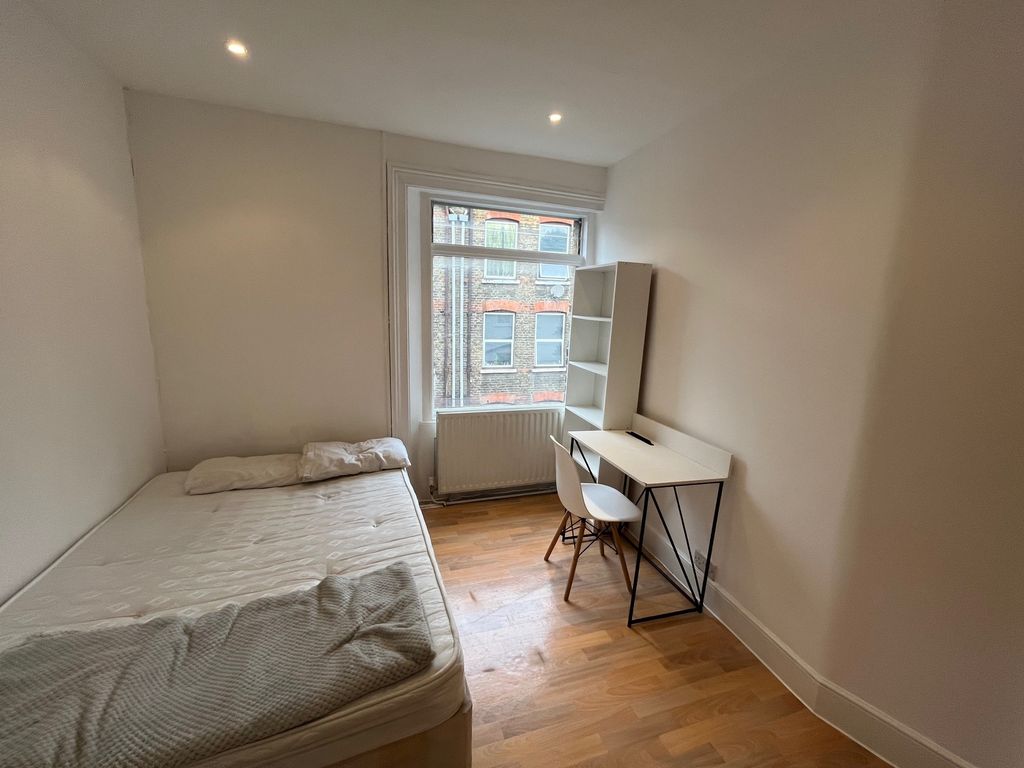 1 bed flat to rent in Commercial Street, Spitalfields, London E1, £
