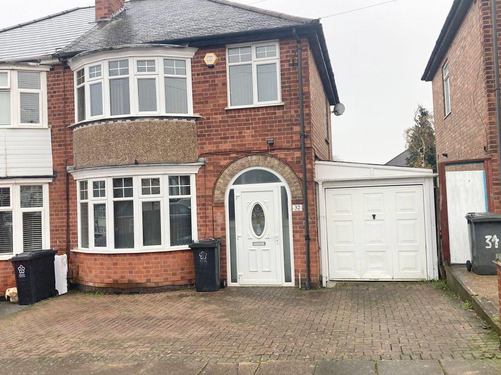 3 bed semidetached house to rent in Northdene Road, Leicester LE2, £1,300 pcm Zoopla