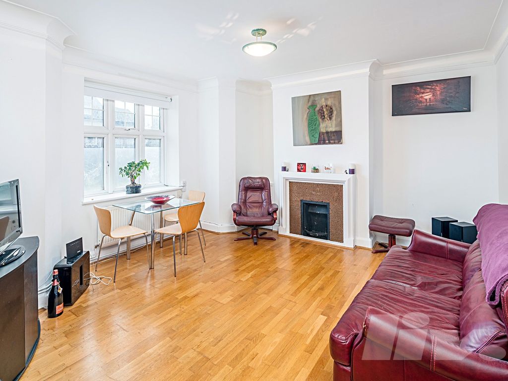 1 bed flat to rent in Holmfield Court, Belsize Grove, Swiss Cottage NW3