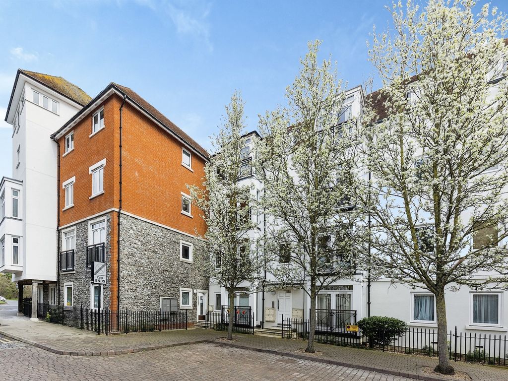 1 bed flat for sale in Old Watling Street, Canterbury CT1 Zoopla