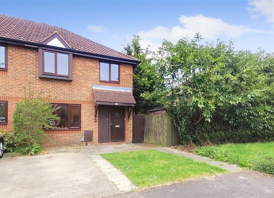 3 bed end terrace house for sale in Copse Lane, Horley, Surrey RH6 Zoopla