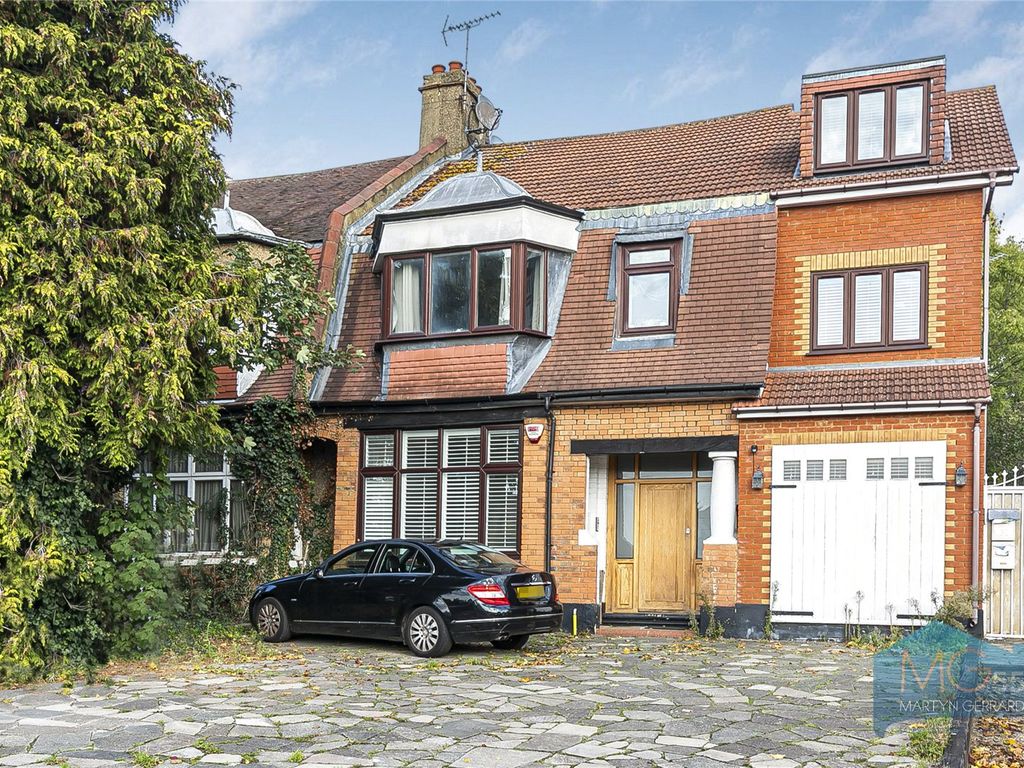 Hale Lane, Mill Hill, London NW7  