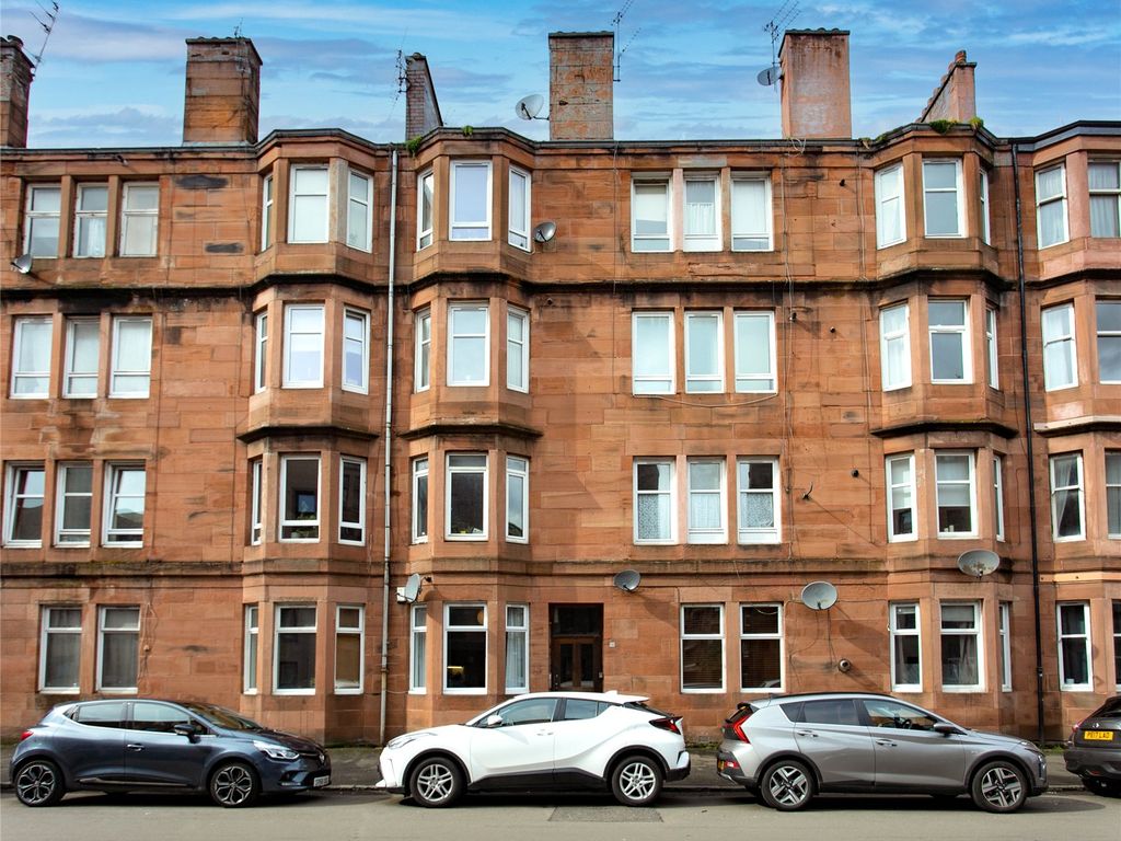 1 bed flat for sale in 0/1, Niddrie Road, Govanhill, Glasgow G42, £
