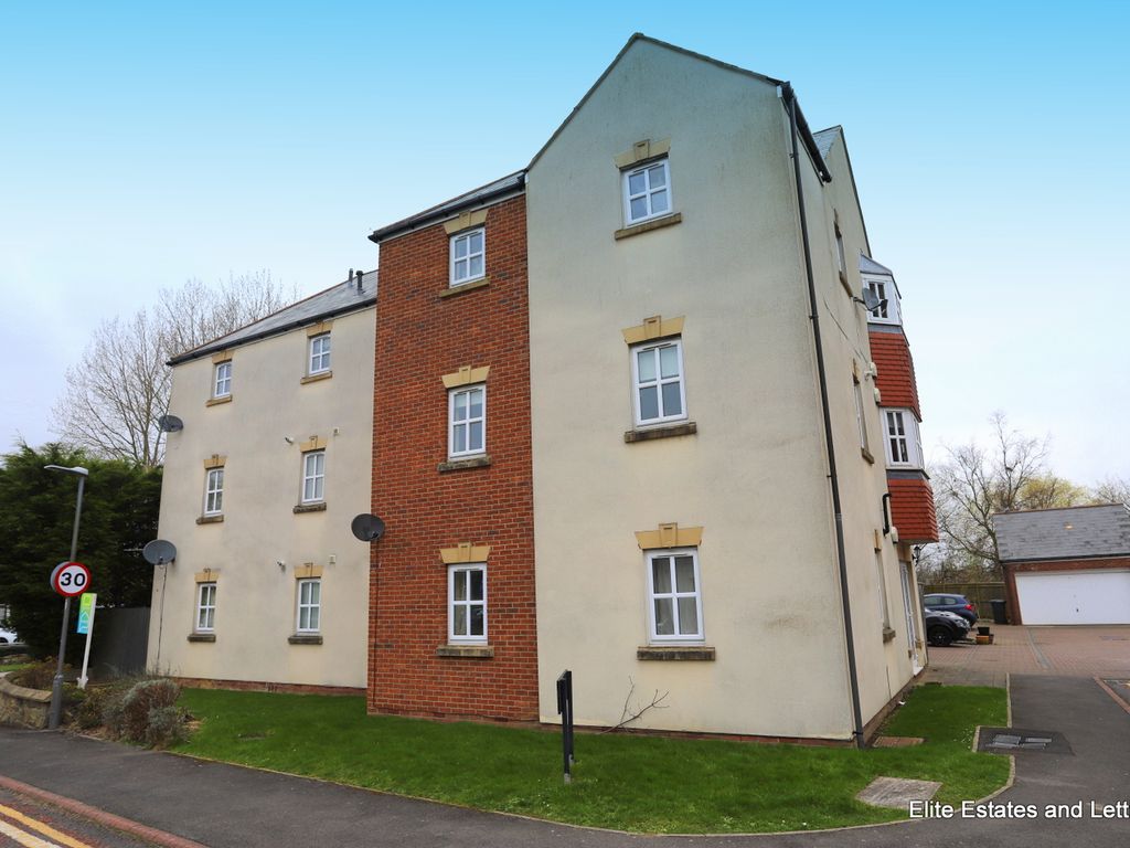 2 bed flat for sale in Taylor Court, Carrville, Durham DH1, £99,000