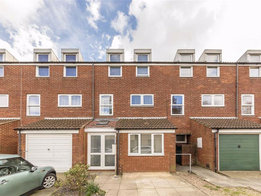 Oaklands Place London SW4  