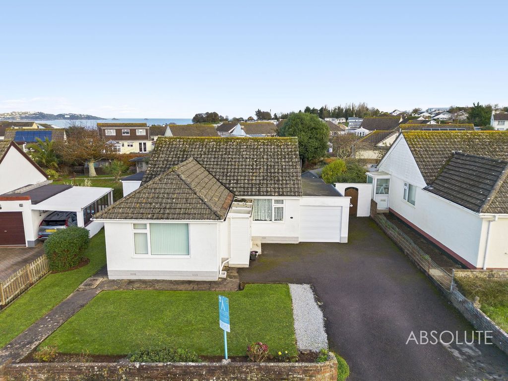 2 bed bungalow for sale in Kingsway Avenue, Paignton TQ4, £385,000 Zoopla