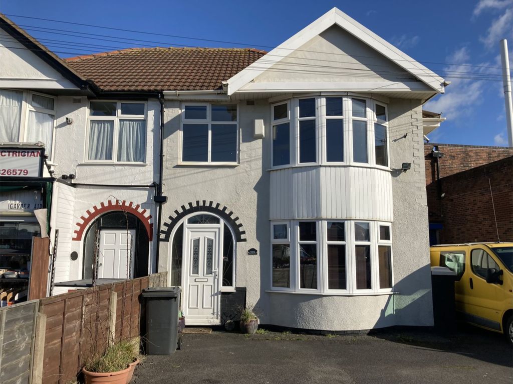 3 bed semidetached house for sale in Fleetwood Road, Thornton