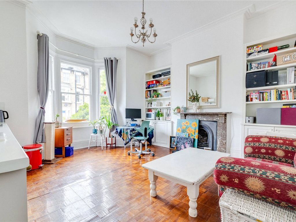1 bed flat to rent in St Stephens Avenue, London W12 Zoopla