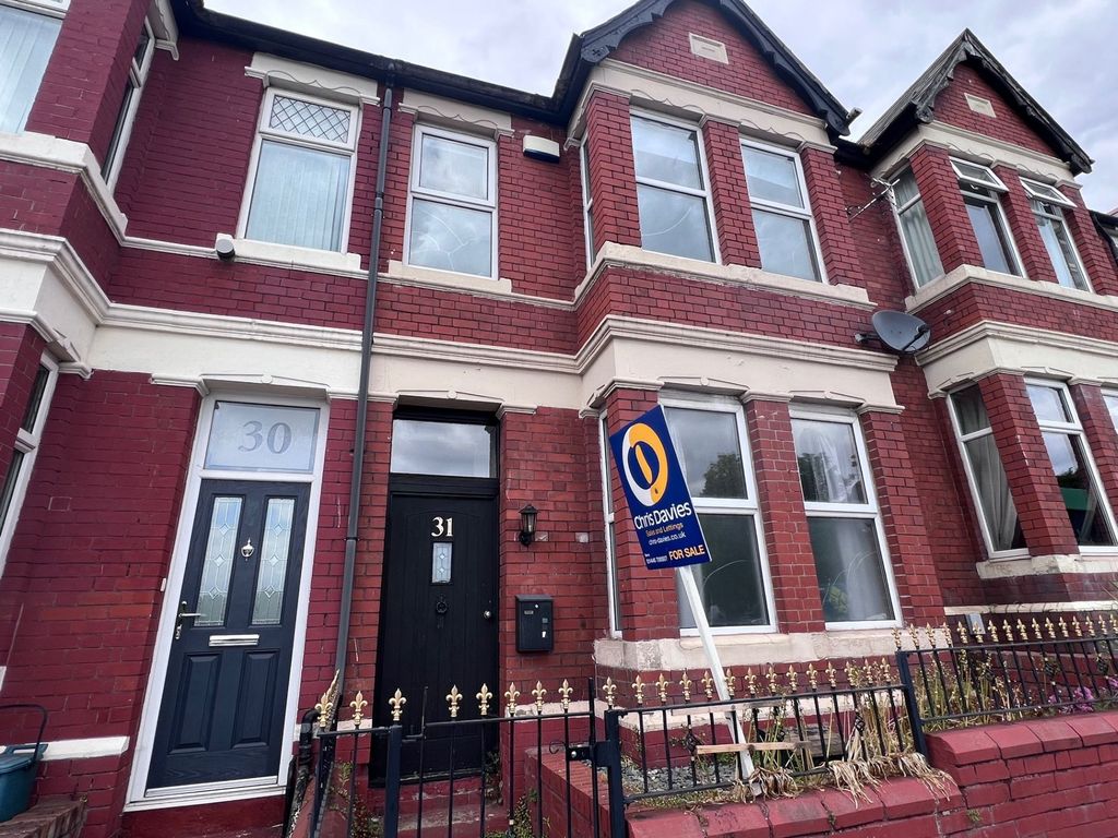 4 bed terraced house for sale in Broad Street, Barry CF62, £249,950